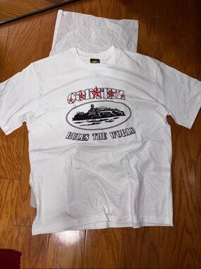 Cortiez rule the world tee